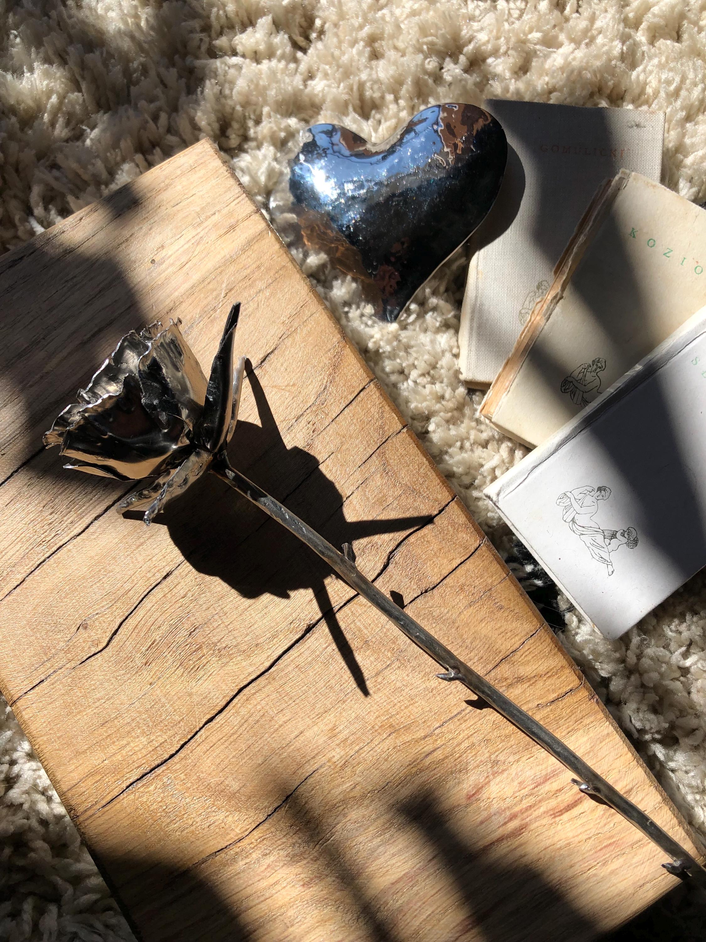 Handcrafted Stainless Steel Rose Sculpture - Unique and Timeless Gift