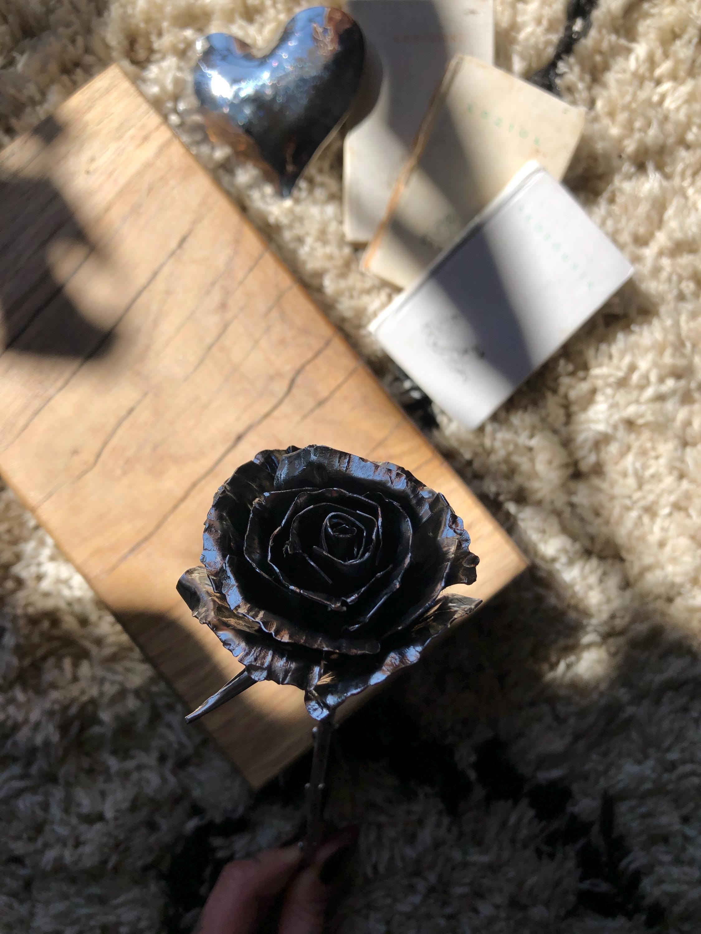 Handcrafted Stainless Steel Rose Sculpture - Unique and Timeless Gift