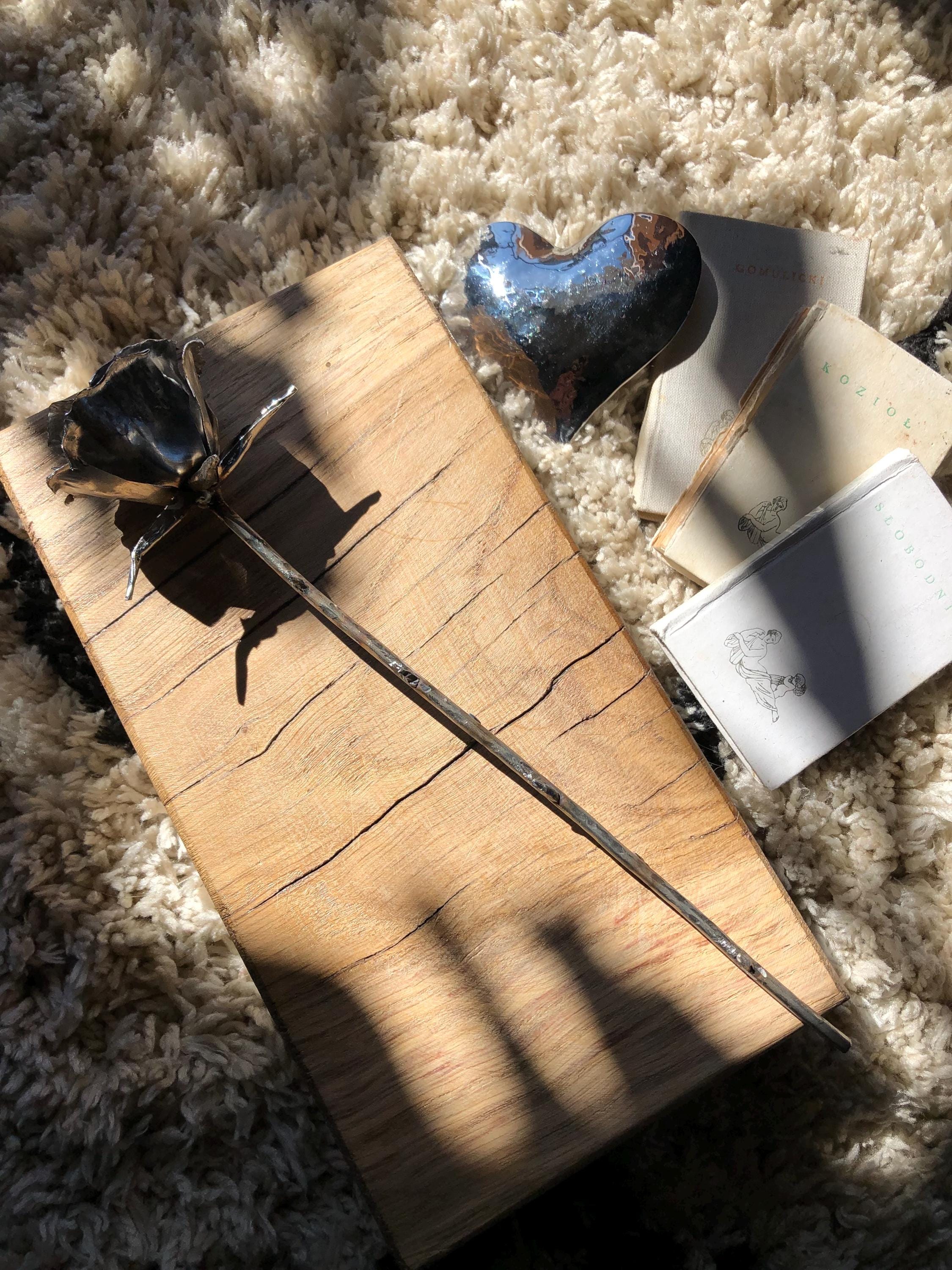 Handcrafted Stainless Steel Rose Sculpture - Unique and Timeless Gift